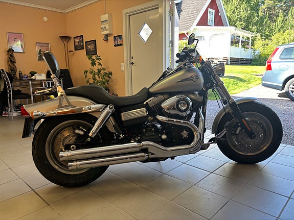 Harley-Davidson Fat Bob 1.6 Twin Cam  3247 mil / Nybesiktad