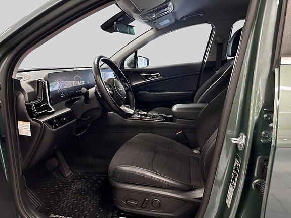 Kia Sportage 8 of 17
