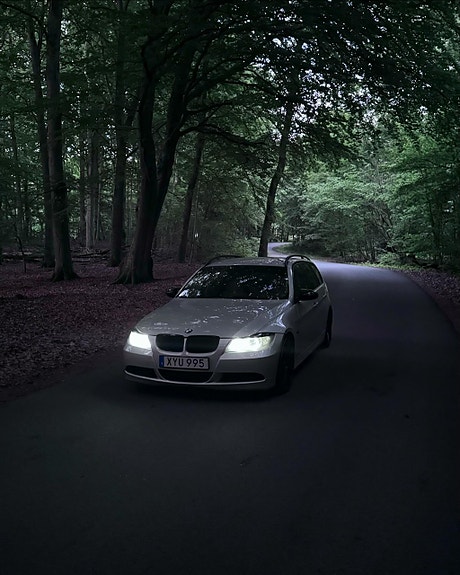 BMW 320d 7 of 15