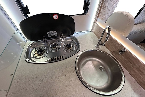 Eura Mobil IL 720 EB 160hk AUTOMAT 9-vxl LÅNGBÄDDAR - ALDE - Cykelställ 12 of 30