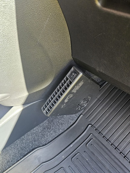 Toyota Verso-S 10 of 15