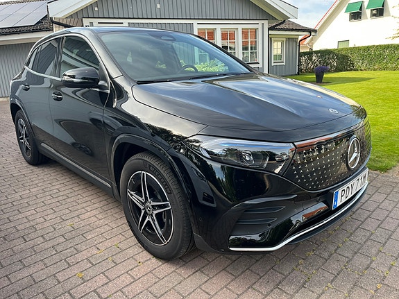 Mercedes-Benz EQA250+ 4 of 5
