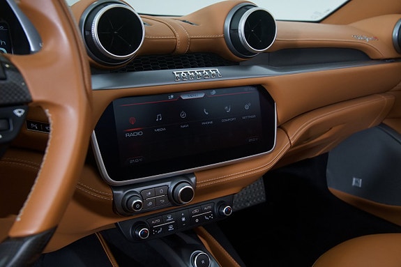 Ferrari Portofino M 21 of 30