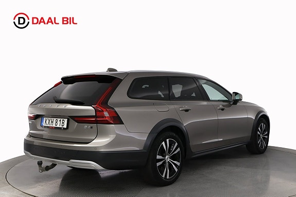 Volvo V90 Cross Country 6 of 29