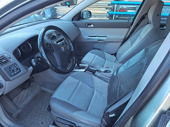 Volvo V50 5 of 20