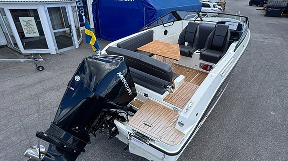 Uttern T65 Mercury F225 - 27 Gångtimmar - Kampanj 3,65% 11 of 11
