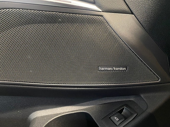 BMW M340i 10 of 14