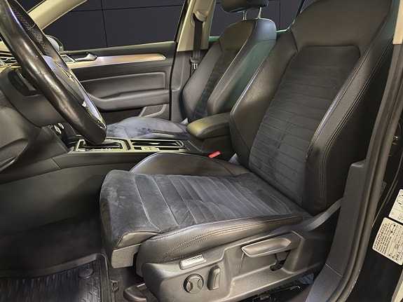Volkswagen Passat 20 of 30