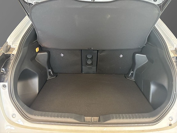 Toyota Yaris Cross 12 of 16