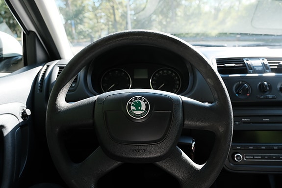 Skoda Fabia 9 of 16