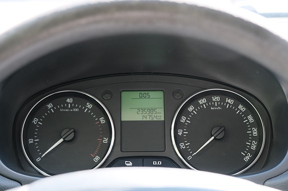 Skoda Fabia 4 of 16