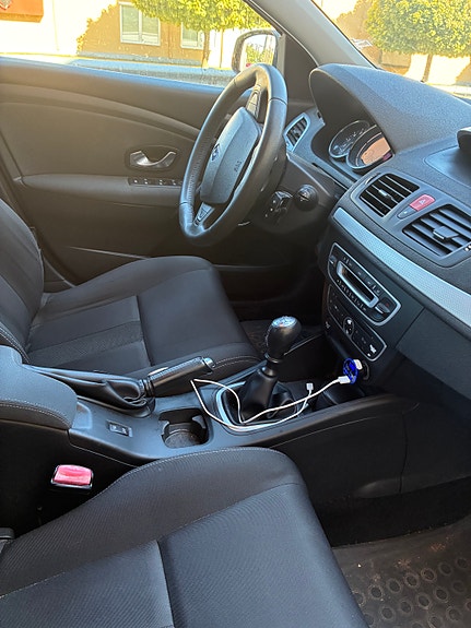 Renault Megane III 6 of 9