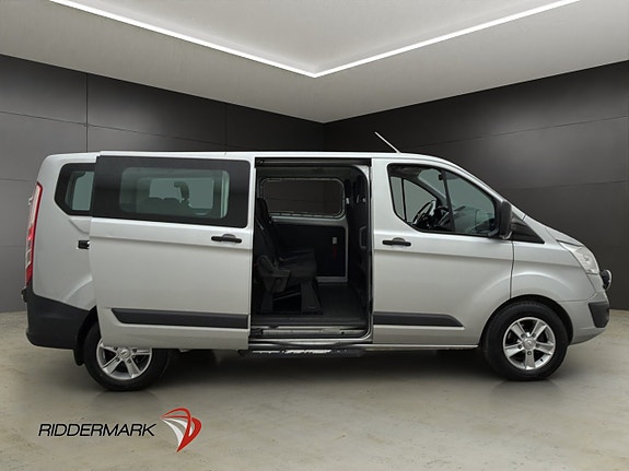 Ford Transit Custom 11 of 30