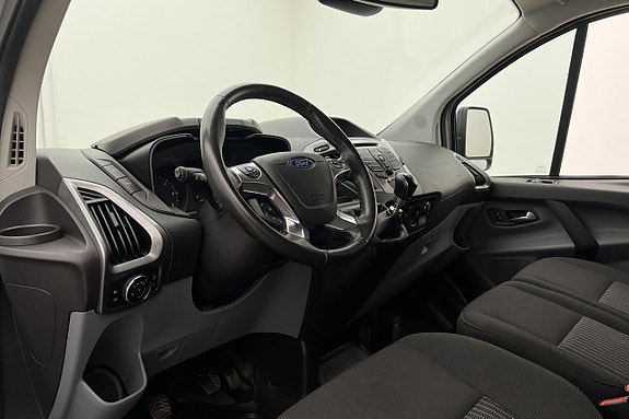 Ford Transit Custom 15 of 30