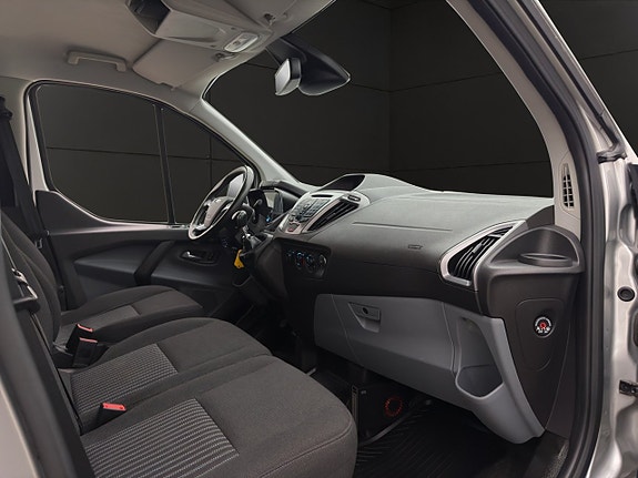 Ford Transit Custom 30 of 30