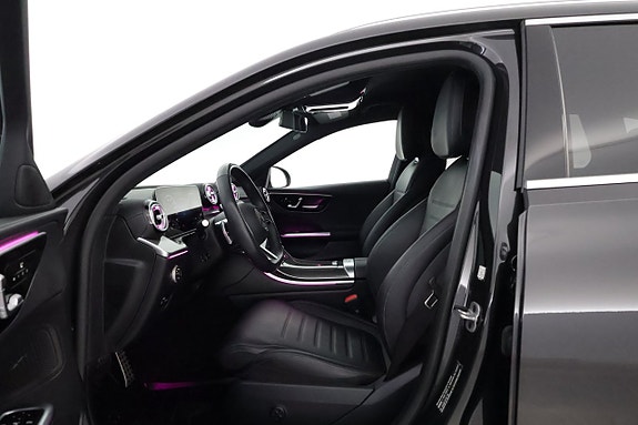 Mercedes-Benz C300 10 of 30