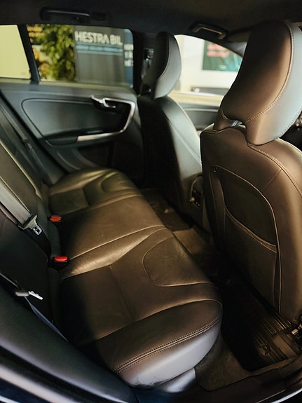 Volvo V60 19 of 22