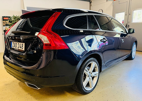 Volvo V60 9 of 22