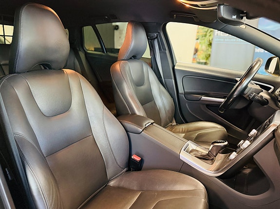 Volvo V60 22 of 22