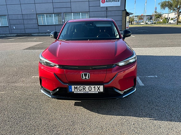 Honda e:Ny1 2 of 8