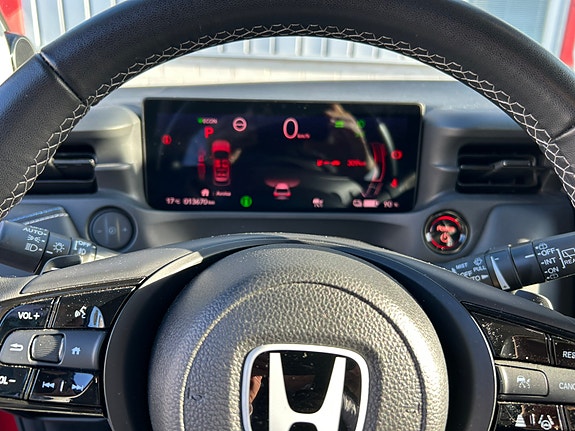 Honda e:Ny1 7 of 8