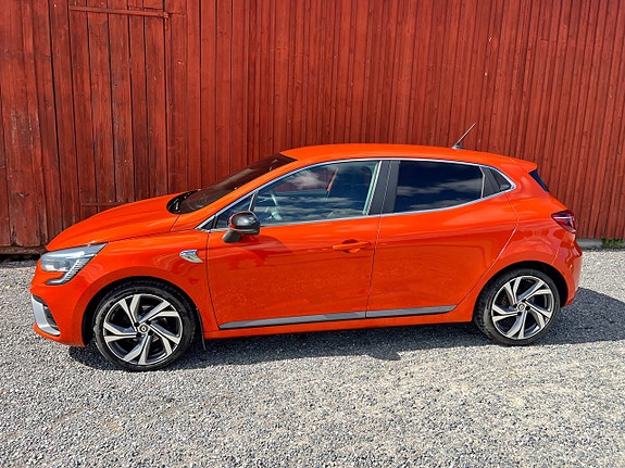 Renault Clio 8 of 16