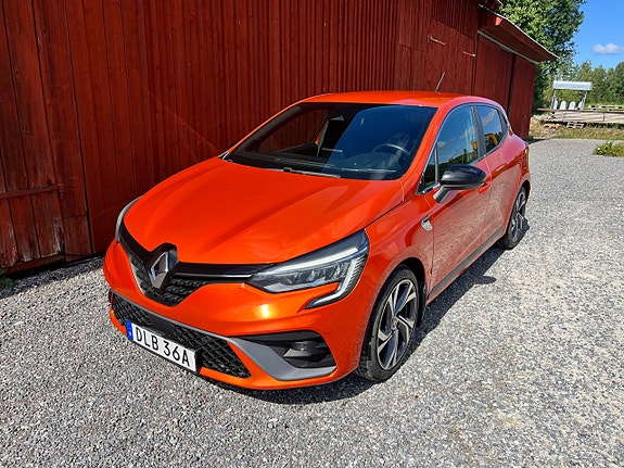 Renault Clio 10 of 16