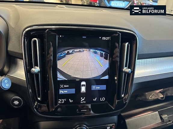 Volvo XC40 14 of 14