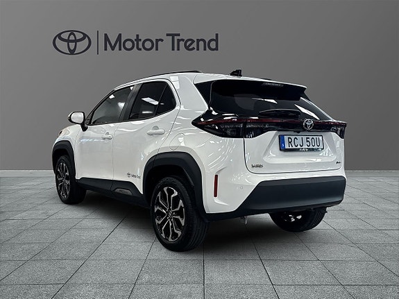 Toyota Yaris Cross 3 of 15
