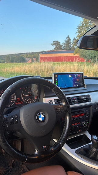 BMW 320d 6 of 8