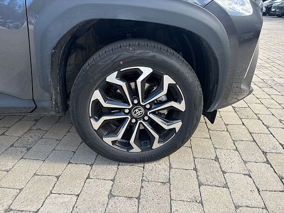 Toyota Yaris Cross 13 of 13