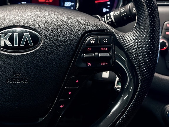 Kia Ceed 15 of 27