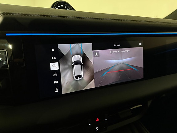 Porsche Macan 4 12 of 21