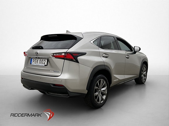 Lexus NX300h 6 of 27