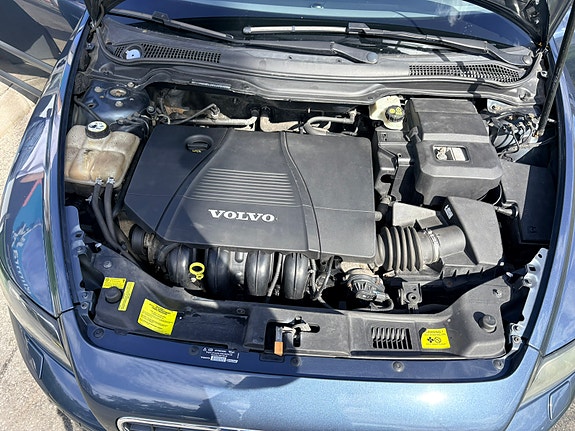 Volvo S40 14 of 17