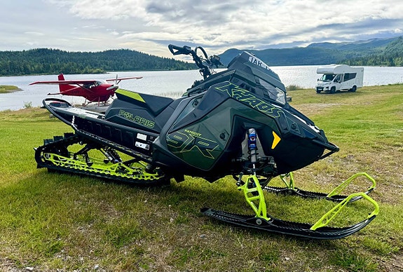 Polaris 9R RMK KHAOS 146 elstart