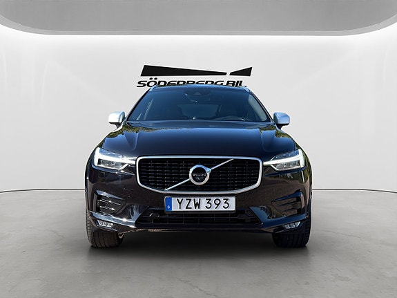 Volvo XC60 2 of 30