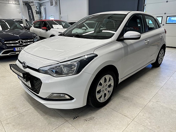 Hyundai i20 4 of 17