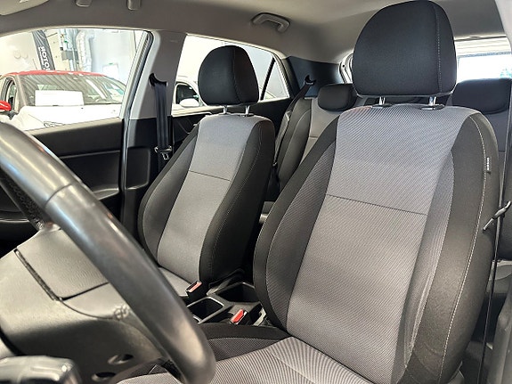 Hyundai i20 13 of 17