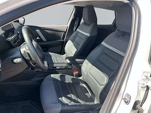 Citroen C4 X 8 of 15