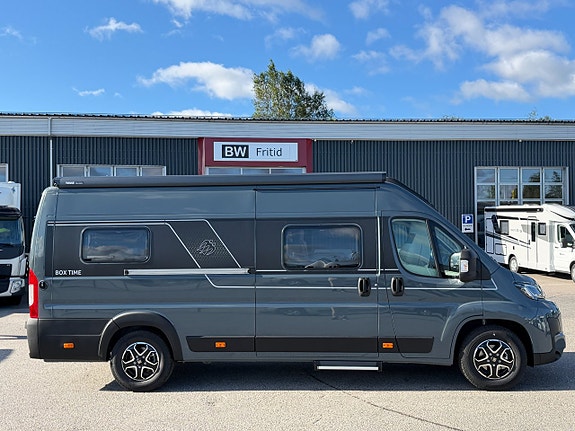 Knaus BOXTIME 630 MX Höj&sänkbar säng - Automat - Dieselpanna -Kompressorkyl 2 of 17