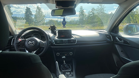 Mazda 3 3 of 3