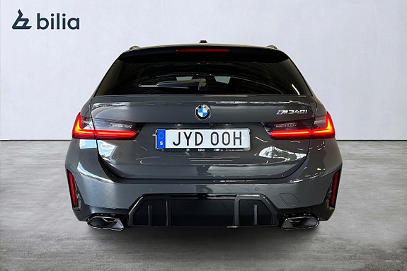 BMW M340i 6 of 26
