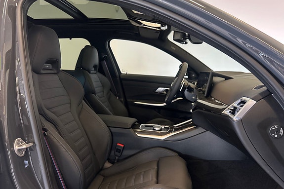 BMW M340i 18 of 26
