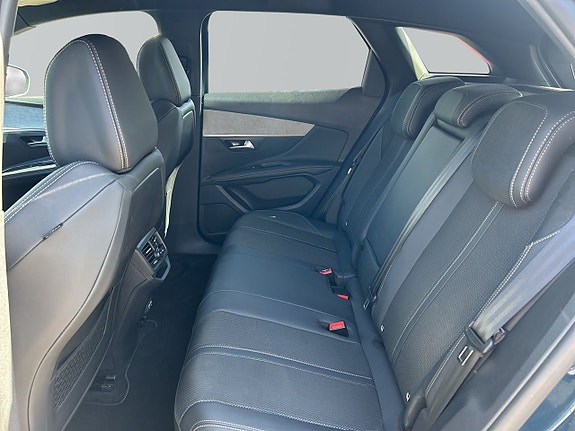 Peugeot 3008 9 of 14