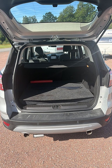 Ford Kuga 5 of 11