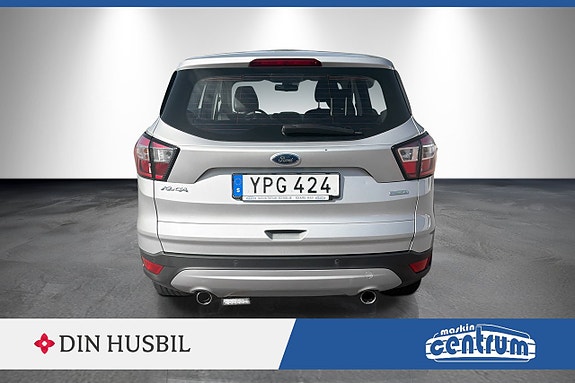 Ford Kuga 3 of 11