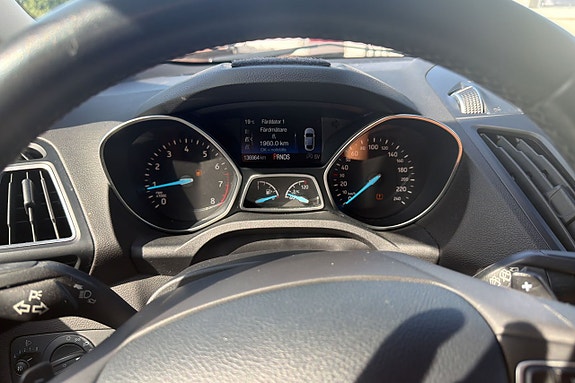 Ford Kuga 10 of 11