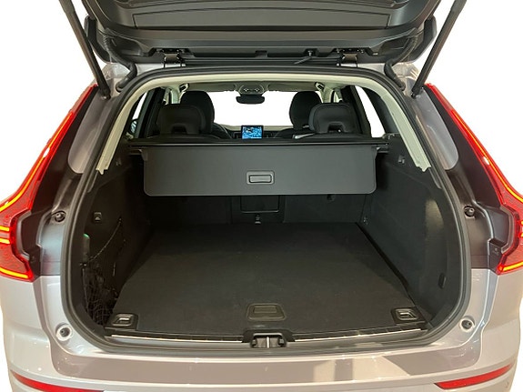 Volvo XC60 13 of 13
