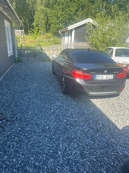 BMW 320d 5 of 11